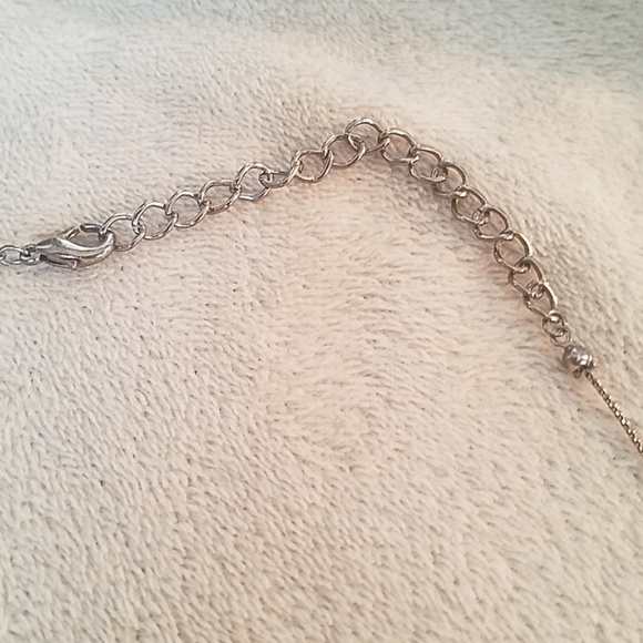Necklace (Gray). - Picture 5 of 6